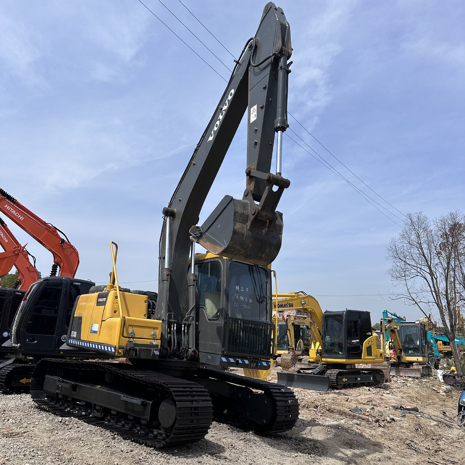 VOLVO EC140D - Pelle sur chenille: photos 3 VOLVO EC140D - Pelle sur chenille: photos 3