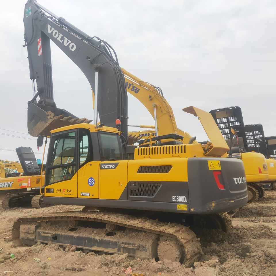 VOLVO EC300D - Pelle sur chenille: photos 3 VOLVO EC300D - Pelle sur chenille: photos 3