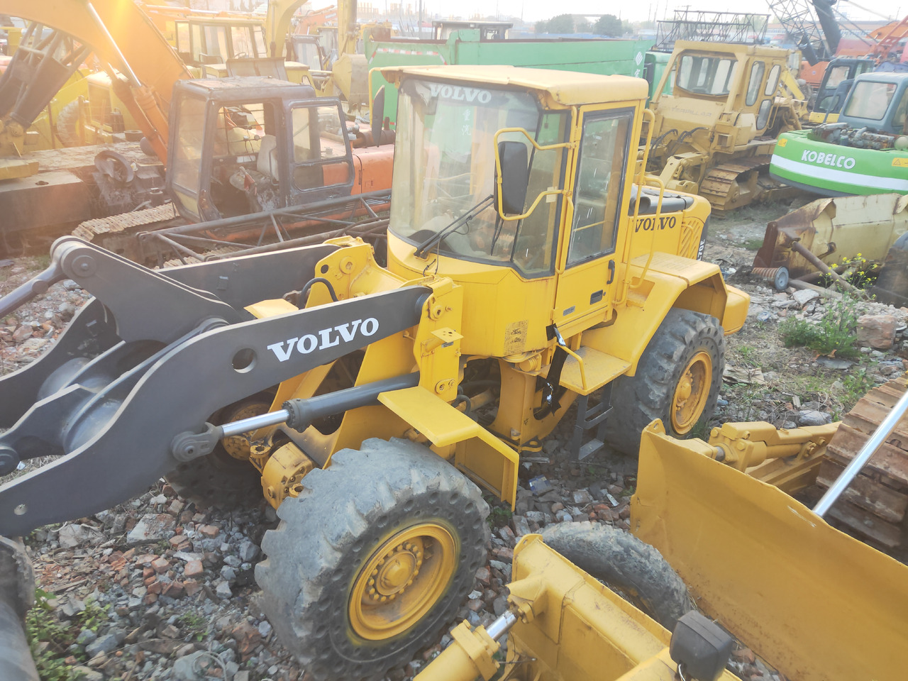 Chargeuse sur pneus Volvo Wheel Loader Volvo L70E Click Here for Discount: photos 6