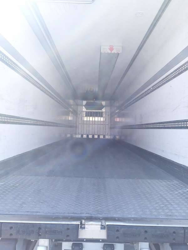 Semi-remorque 3 Essieux FRIGO 38 TONNES HAYON CAISSE CHEREAU GROUPE CARRIER VECTOR 1950 MT - Semi-remorque frigorifique: photos 2 Semi-remorque 3 Essieux FRIGO 38 TONNES HAYON CAISSE CHEREAU GROUPE CARRIER VECTOR 1950 MT - Semi-remorque frigorifique: photos 2