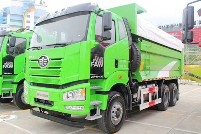 FAW Faw J6P Dump Truck for Sale in Togo - Camion benne: photos 1 FAW Faw J6P Dump Truck for Sale in Togo - Camion benne: photos 1