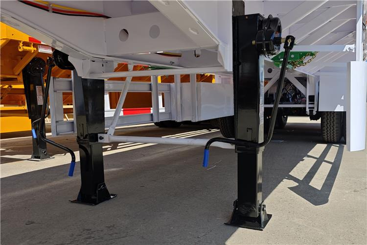 TITAN 13m Semi Truck Flatbed Trailer For Sale In Nigeria - Semi-remorque châssis: photos 2 TITAN 13m Semi Truck Flatbed Trailer For Sale In Nigeria - Semi-remorque châssis: photos 2