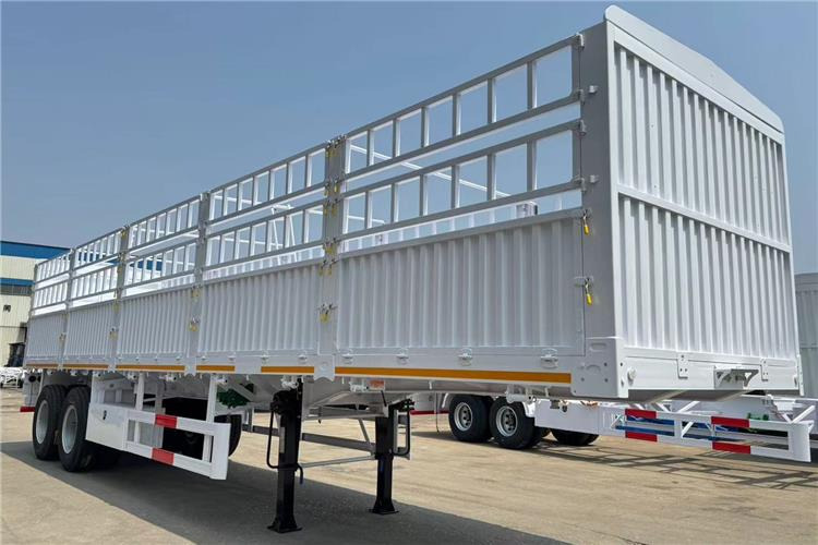 TITAN 2 Axle Fence Semi Trailer with Bogie Suspension for Sale In Nigeria - Semi-remorque bétaillère: photos 1 TITAN 2 Axle Fence Semi Trailer with Bogie Suspension for Sale In Nigeria - Semi-remorque bétaillère: photos 1