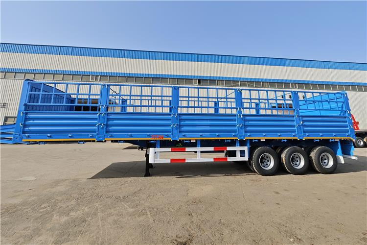 TITAN 3 Axle Livestock Semi Trailer for Sale In Kenya - Semi-remorque bétaillère: photos 4 TITAN 3 Axle Livestock Semi Trailer for Sale In Kenya - Semi-remorque bétaillère: photos 4