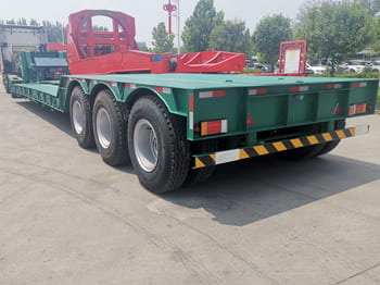 TITAN - Semi-remorque surbaissé: photos 3 TITAN - Semi-remorque surbaissé: photos 3