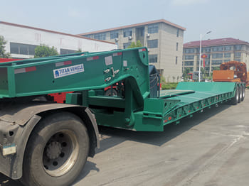 TITAN - Semi-remorque surbaissé: photos 2 TITAN - Semi-remorque surbaissé: photos 2