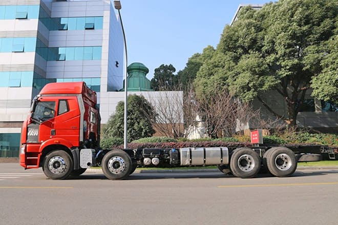 FAW Faw J6P 420 Truck New Model for Sale in Ghana - Tracteur routier: photos 2 FAW Faw J6P 420 Truck New Model for Sale in Ghana - Tracteur routier: photos 2