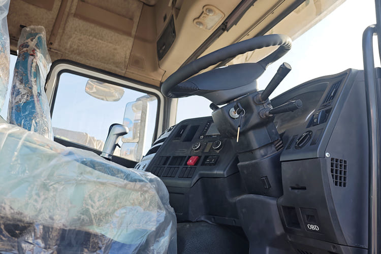 SHACMAN X3000 Shacman Truck Tractor for Sale in Guyana - Tracteur routier: photos 4 SHACMAN X3000 Shacman Truck Tractor for Sale in Guyana - Tracteur routier: photos 4