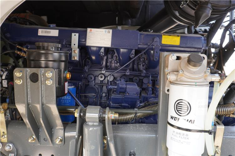 SINOTRUK Howo 430 Truck Head for Sale In Zambia - Tracteur routier: photos 3 SINOTRUK Howo 430 Truck Head for Sale In Zambia - Tracteur routier: photos 3