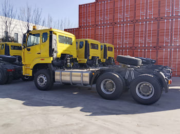 SINOTRUK Sino Howo Truck for Sale in Philippine - Tracteur routier: photos 4 SINOTRUK Sino Howo Truck for Sale in Philippine - Tracteur routier: photos 4