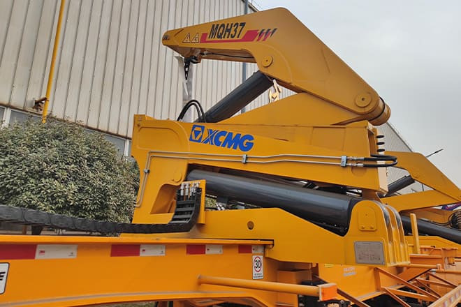 XCMG 37 Ton Side Lifter Container for Sale in Vietnam - Semi-remorque porte-conteneur/ Caisse mobile: photos 3 XCMG 37 Ton Side Lifter Container for Sale in Vietnam - Semi-remorque porte-conteneur/ Caisse mobile: photos 3