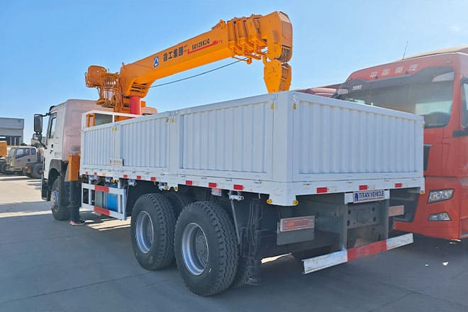 XCMG XCMG Truck Mounted Crane for Sale Capacity in Costa Rica - Camion grue: photos 4 XCMG XCMG Truck Mounted Crane for Sale Capacity in Costa Rica - Camion grue: photos 4