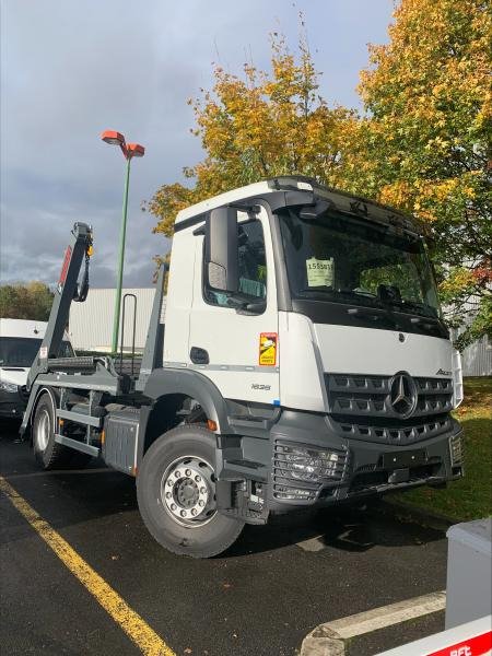Mercedes Actros 1835 - Camion multibenne: photos 2 Mercedes Actros 1835 - Camion multibenne: photos 2