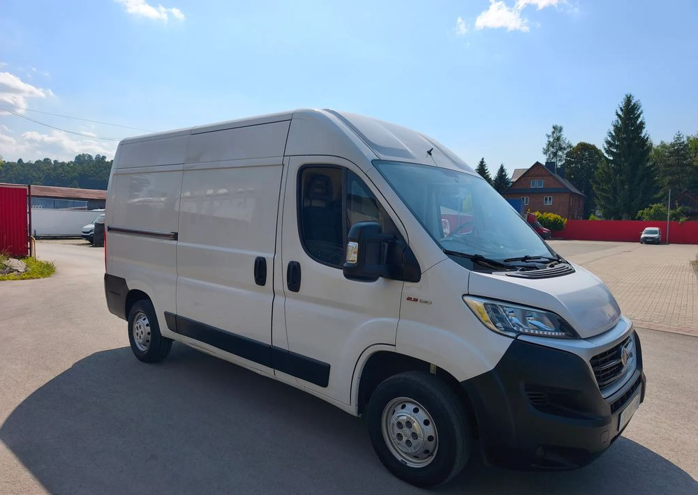 Fiat Ducato - Fourgon utilitaire: photos 2 Fiat Ducato - Fourgon utilitaire: photos 2
