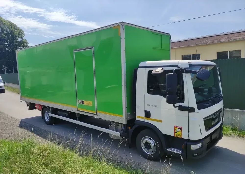 MAN TGL 12.190 kontener , winda - Camion fourgon: photos 3 MAN TGL 12.190 kontener , winda - Camion fourgon: photos 3