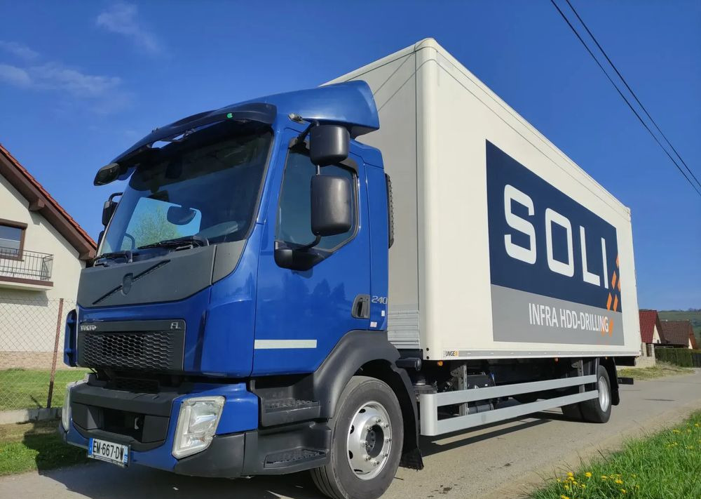 Volvo FL 12.240 klima blokada kontener 18 pal kurierka - Camion fourgon: photos 1 Volvo FL 12.240 klima blokada kontener 18 pal kurierka - Camion fourgon: photos 1