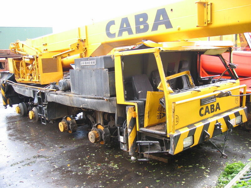 Liebherr LTM 1060 for parts - Grue mobile: photos 1 Liebherr LTM 1060 for parts - Grue mobile: photos 1