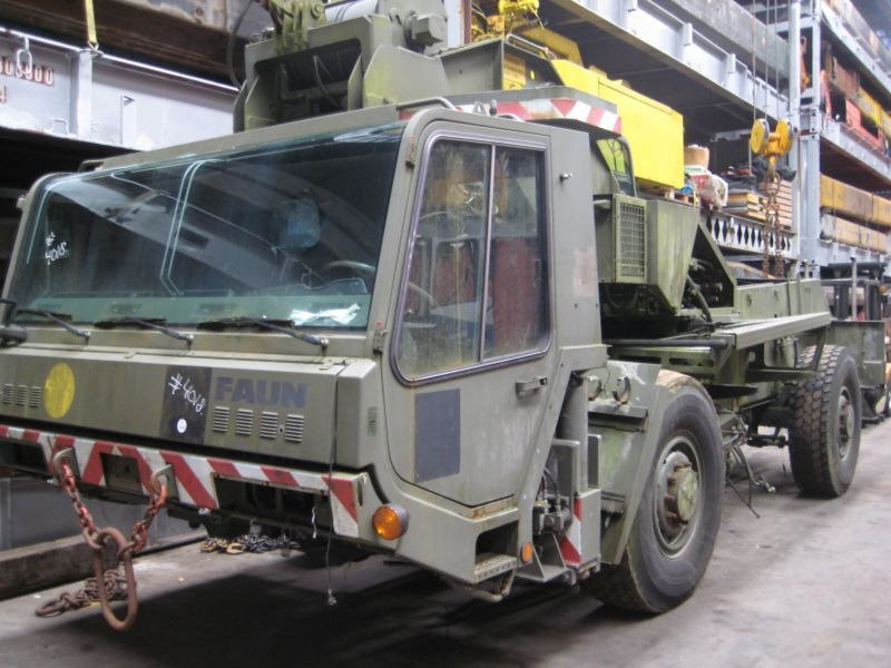 Tadano Faun ATF 25 for parts - Grue mobile: photos 1 Tadano Faun ATF 25 for parts - Grue mobile: photos 1
