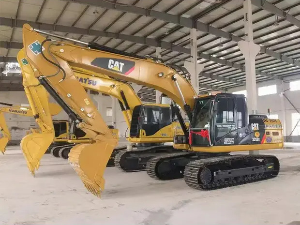 2022 Caterpillar 320D - Pelle sur chenille: photos 2 2022 Caterpillar 320D - Pelle sur chenille: photos 2
