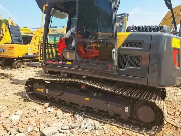 2022 Volvo EC140 - Pelle sur chenille: photos 2 2022 Volvo EC140 - Pelle sur chenille: photos 2