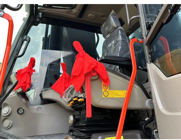 2022 Volvo EC350DL - Pelle sur chenille: photos 3 2022 Volvo EC350DL - Pelle sur chenille: photos 3