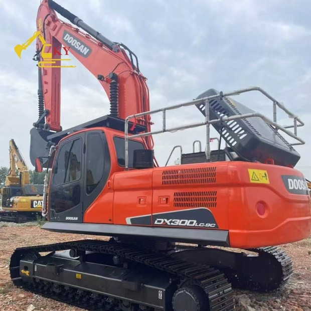 2023 Doosan DX300 - Pelle sur chenille: photos 1 2023 Doosan DX300 - Pelle sur chenille: photos 1