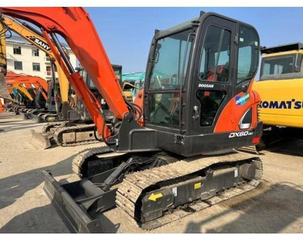 2023 Doosan DX60-9 - Pelle sur chenille: photos 5 2023 Doosan DX60-9 - Pelle sur chenille: photos 5