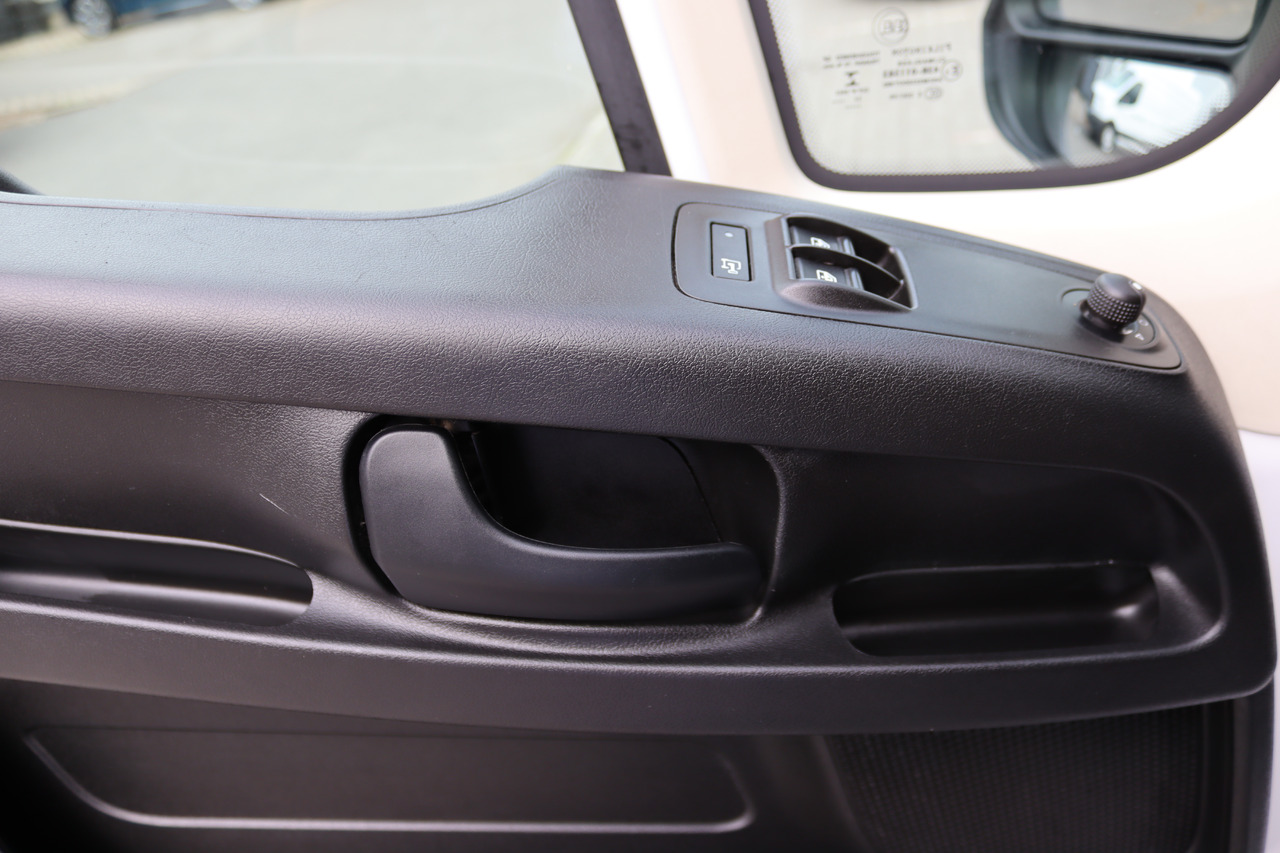 Fourgon utilitaire FIAT DUCATO 35 140 MULTIJET L4H2: photos 12 Fourgon utilitaire FIAT DUCATO 35 140 MULTIJET L4H2: photos 12