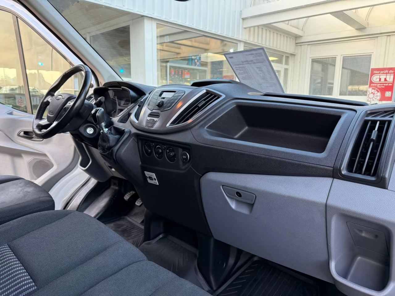 Ford Transit - Fourgonnette: photos 5 Ford Transit - Fourgonnette: photos 5