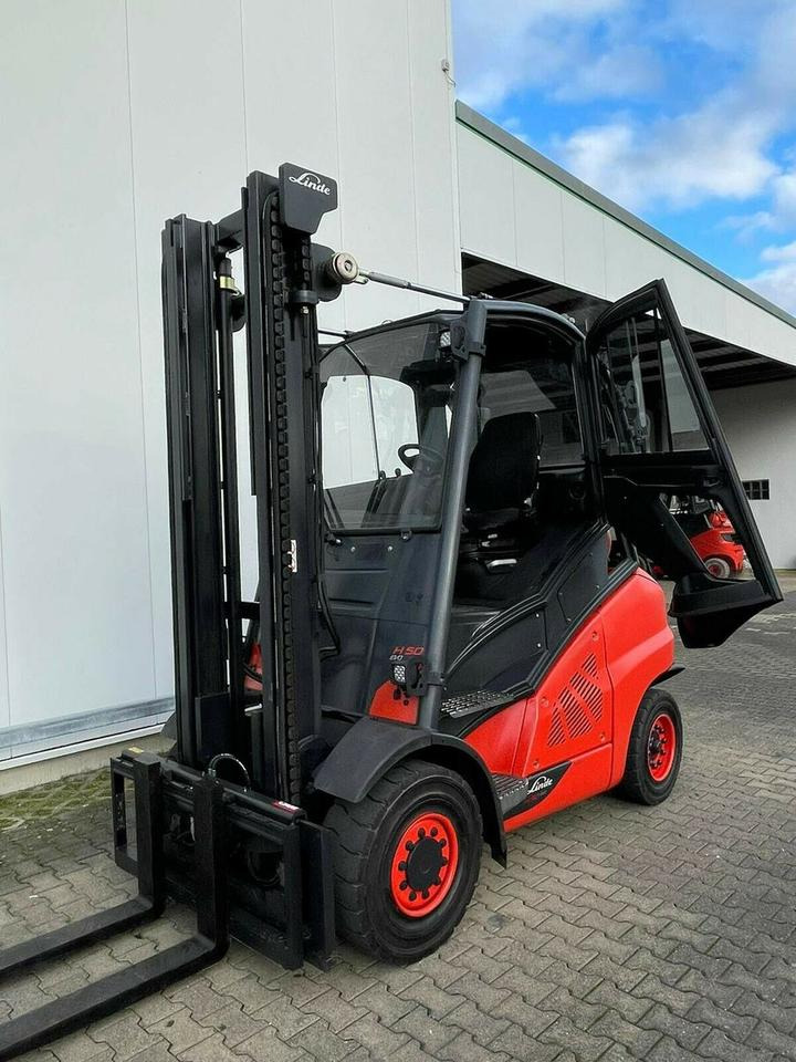 Linde Linde H 50 T - 7.390 h - Seitenschieber/Zinken neu - - Chariot élévateur à gaz: photos 2 Linde Linde H 50 T - 7.390 h - Seitenschieber/Zinken neu - - Chariot élévateur à gaz: photos 2