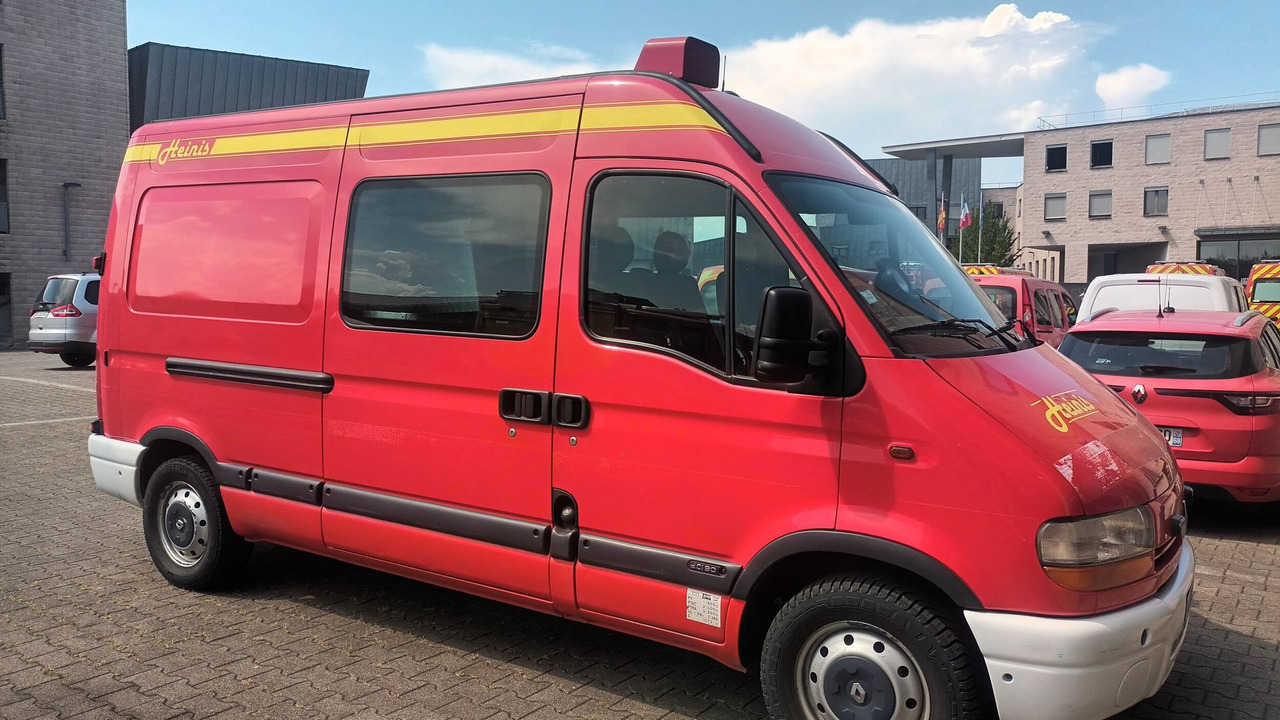 A vendre RENAULT MASTER. - Fourgon utilitaire, Utilitaire double cabine: photos 1 A vendre RENAULT MASTER. - Fourgon utilitaire, Utilitaire double cabine: photos 1