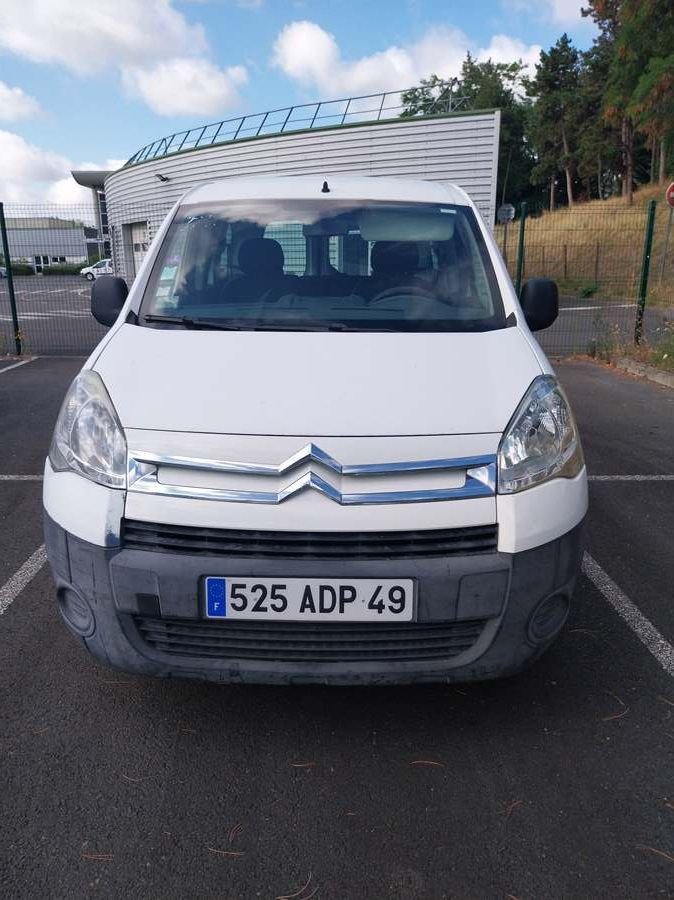 Citroën Berlingo PH2 GPL 5 Places. Contrôle technique défavo - Utilitaire double cabine: photos 1 Citroën Berlingo PH2 GPL 5 Places. Contrôle technique défavo - Utilitaire double cabine: photos 1