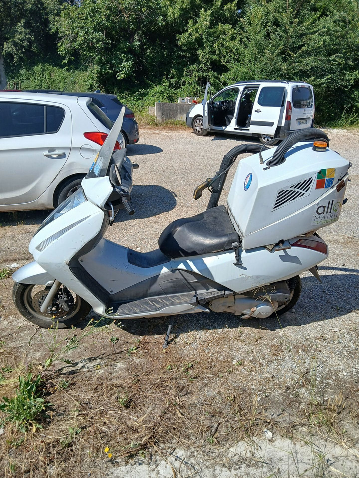 MOTO CROTTE HONDA PANTHEON . - Motocyclette: photos 3 MOTO CROTTE HONDA PANTHEON . - Motocyclette: photos 3
