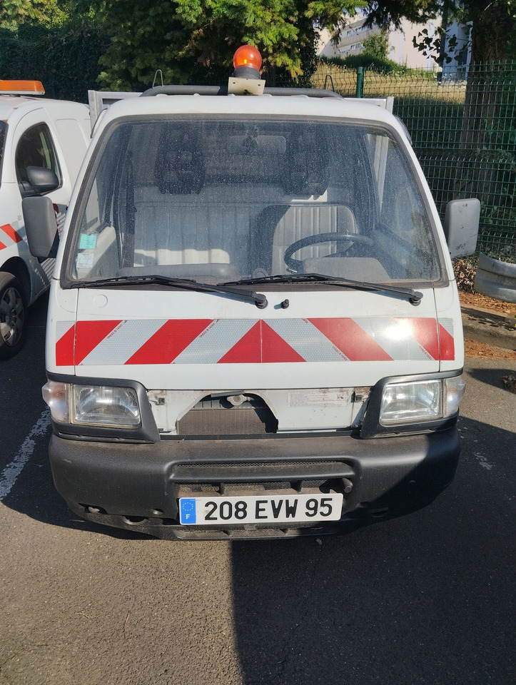 PIAGGIO PORTER 208EVW95 benne - Utilitaire électrique compact, Camion benne: photos 1 PIAGGIO PORTER 208EVW95 benne - Utilitaire électrique compact, Camion benne: photos 1