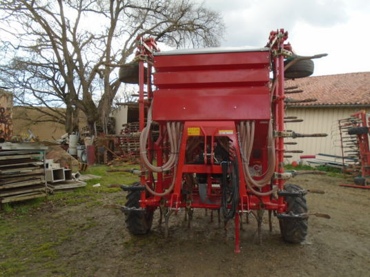 Kverneland TS EVO 6000 - Combiné de semis: photos 2 Kverneland TS EVO 6000 - Combiné de semis: photos 2