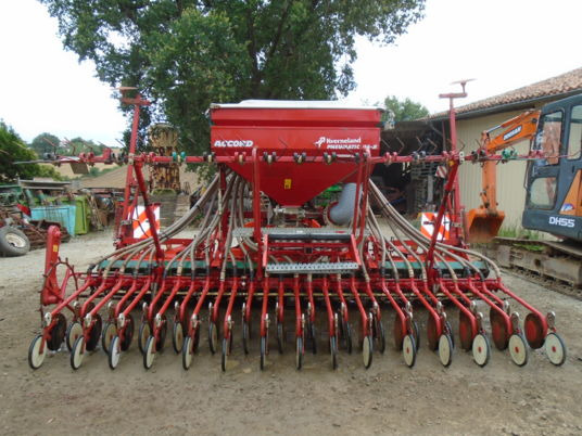 Kverneland das + Kuhn herse rotative - Combiné de semis: photos 3 Kverneland das + Kuhn herse rotative - Combiné de semis: photos 3