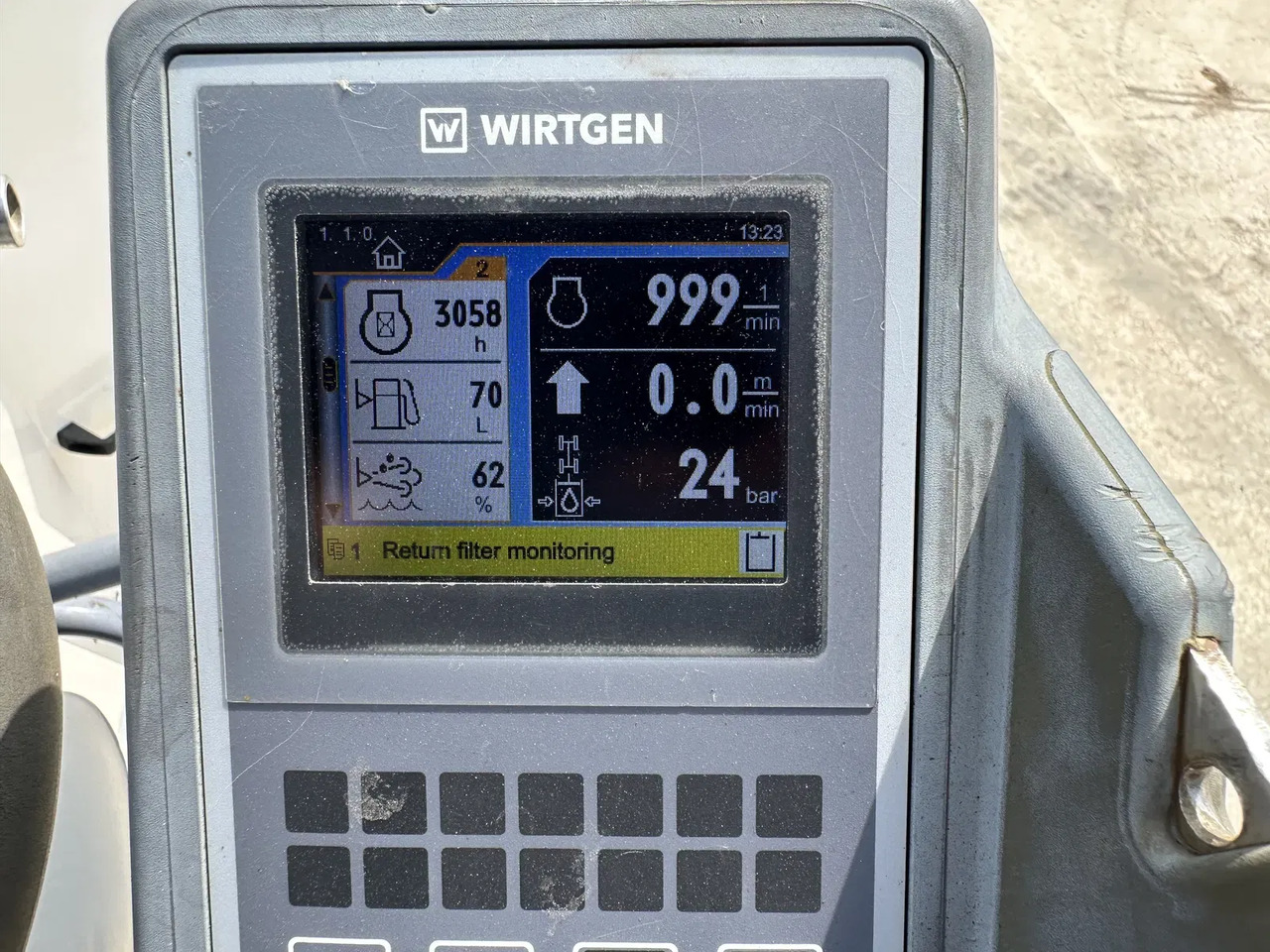 Wirtgen W 100 CFi - Fraiseuse à froid: photos 2 Wirtgen W 100 CFi - Fraiseuse à froid: photos 2