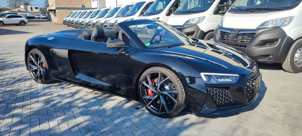 Audi R8 Spyder 5.2 FSI RWD performance - Cabriolet: photos 2 Audi R8 Spyder 5.2 FSI RWD performance - Cabriolet: photos 2