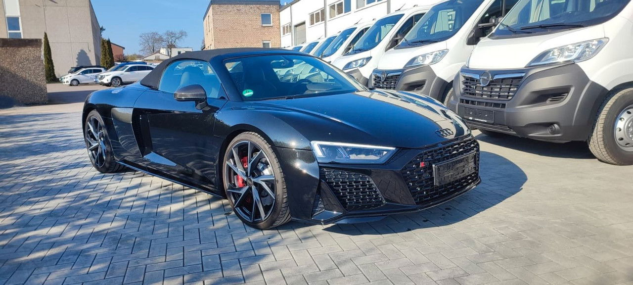 Audi R8 Spyder 5.2 FSI RWD performance - Cabriolet: photos 4 Audi R8 Spyder 5.2 FSI RWD performance - Cabriolet: photos 4