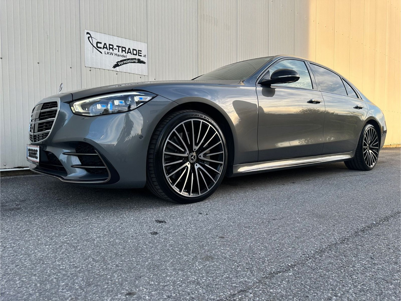 Mercedes-Benz S 400 d 4MATIC L Burmester 4D Chauffeur Packet - Berline: photos 1 Mercedes-Benz S 400 d 4MATIC L Burmester 4D Chauffeur Packet - Berline: photos 1