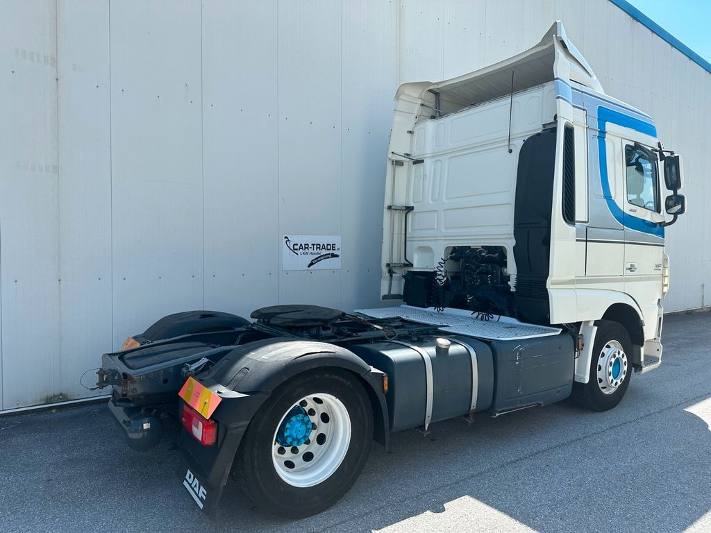 DAF XF 460 Manual Retarder ACC DAF XF 460 Manual Retarder ACC - Tracteur routier: photos 3 DAF XF 460 Manual Retarder ACC DAF XF 460 Manual Retarder ACC - Tracteur routier: photos 3