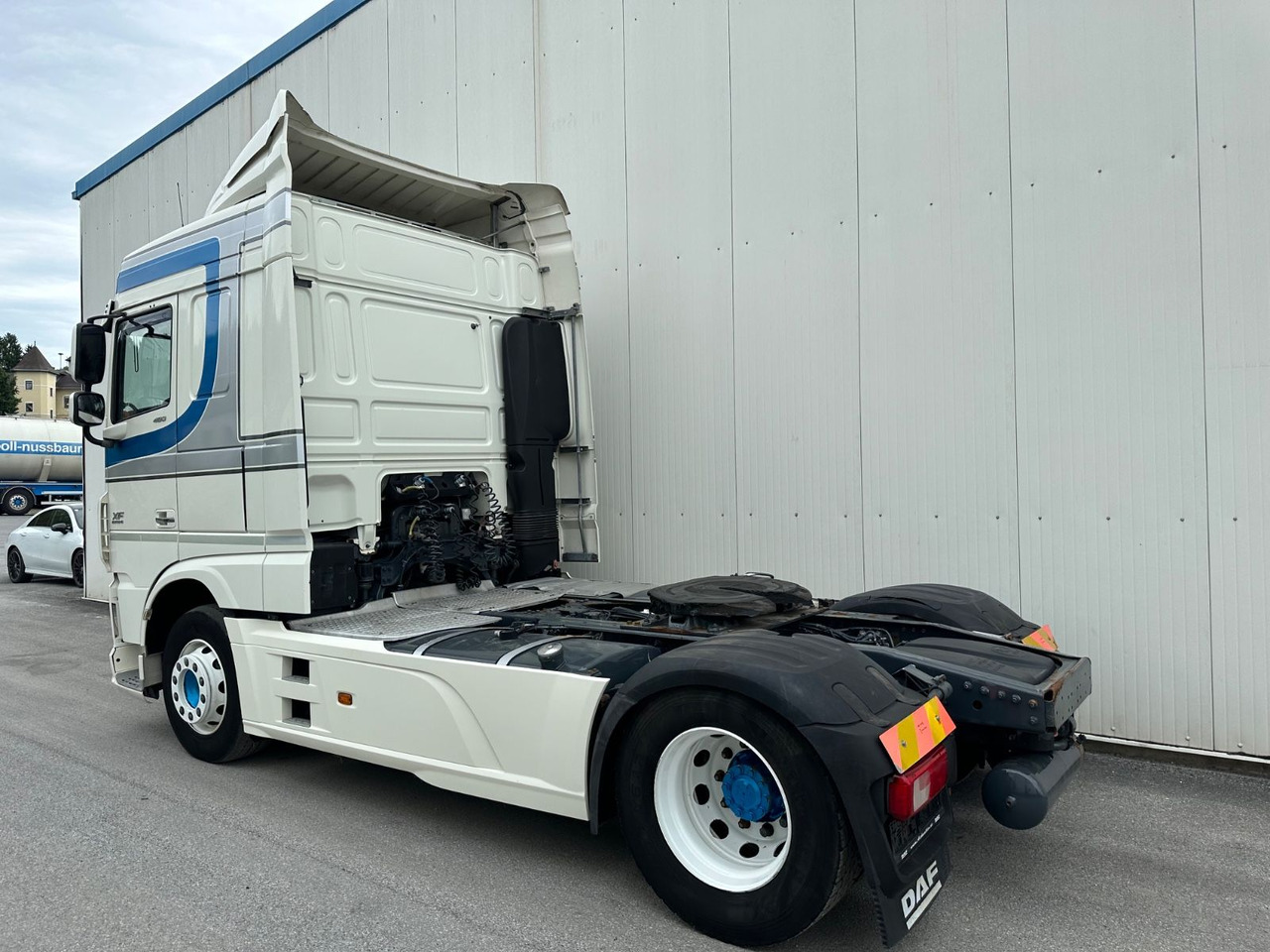DAF XF 460 SpaceCab Retarder - Tracteur routier: photos 3 DAF XF 460 SpaceCab Retarder - Tracteur routier: photos 3