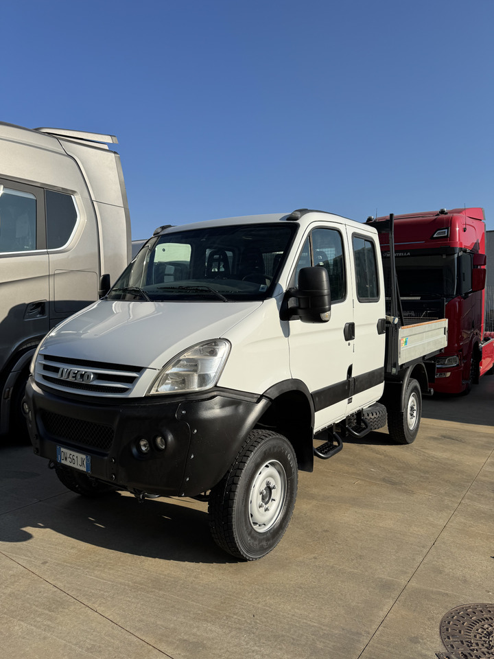 IVECO Daily 4X4 - Fourgon plateau: photos 1 IVECO Daily 4X4 - Fourgon plateau: photos 1