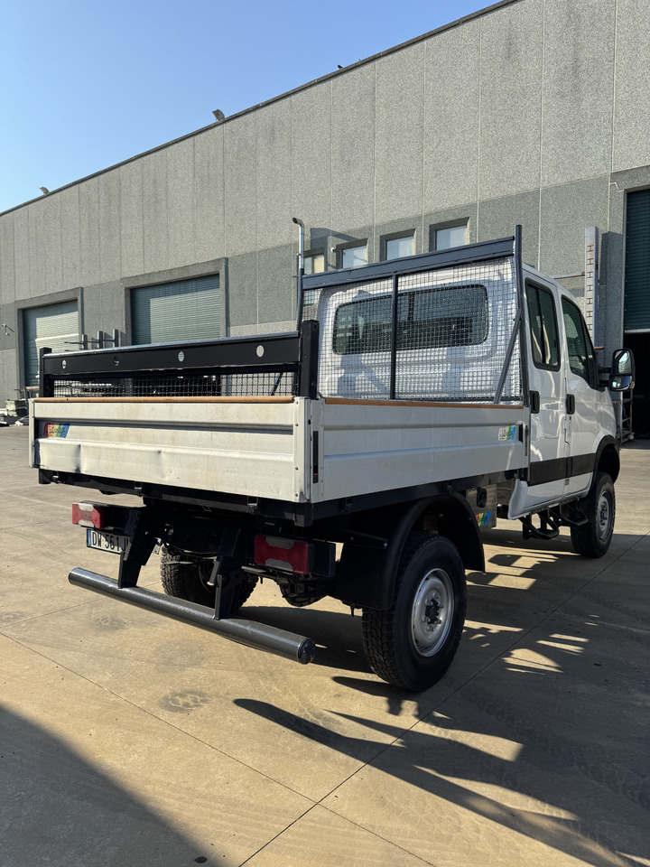 IVECO Daily 4X4 - Fourgon plateau: photos 4 IVECO Daily 4X4 - Fourgon plateau: photos 4