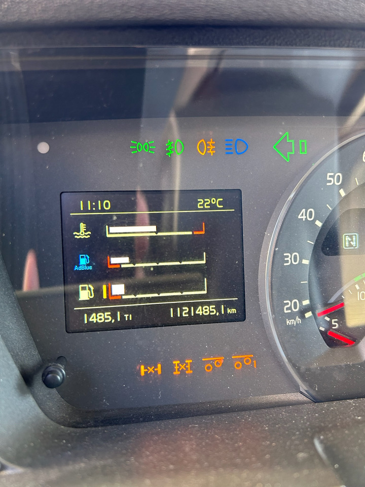 VOLVO FH 750 - Camion frigorifique: photos 2 VOLVO FH 750 - Camion frigorifique: photos 2