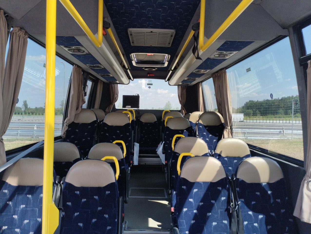 Crédit-bail IVECO FIRST ROSERO 70C18 IVECO FIRST ROSERO 70C18: photos 9