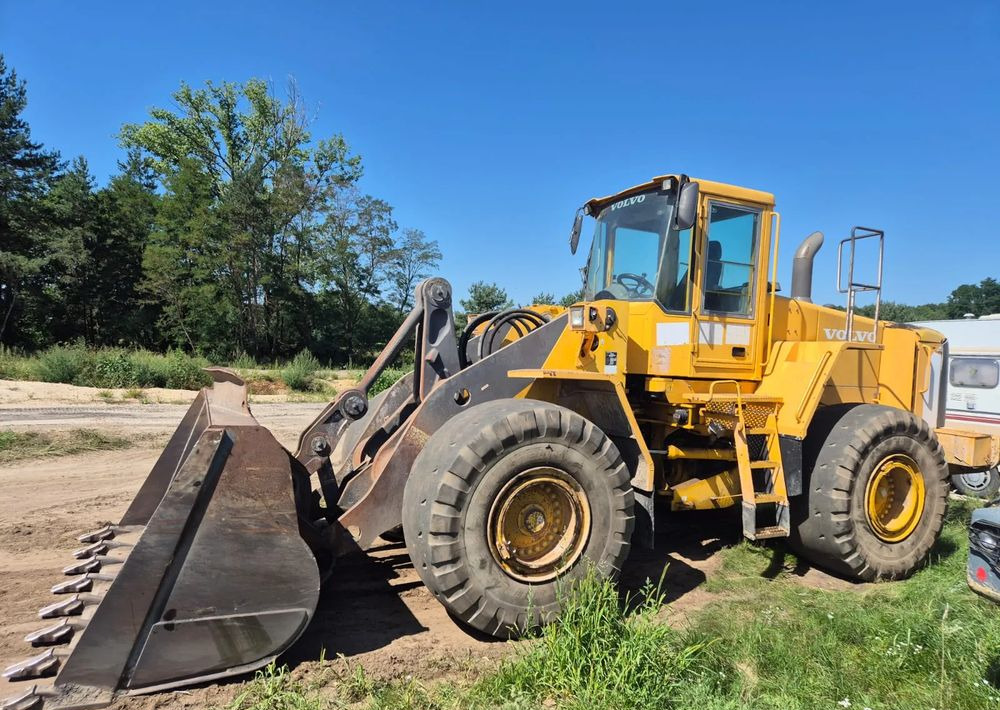 Volvo L150E - Chargeuse sur pneus: photos 1 Volvo L150E - Chargeuse sur pneus: photos 1