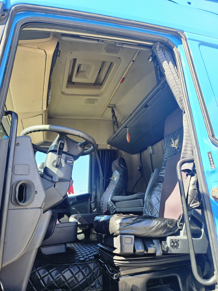 SCANIA R420 - Tracteur routier: photos 3 SCANIA R420 - Tracteur routier: photos 3