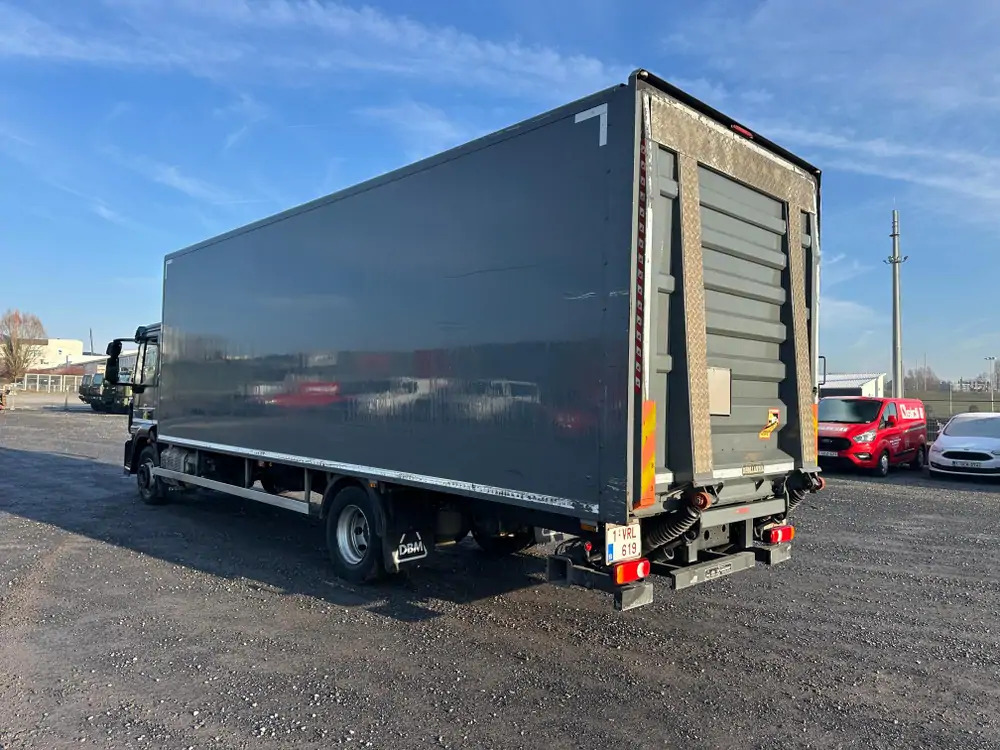 Iveco ML120E280 *Hayon 2000 kg*280 CV*caisse 7m8 - Camion fourgon: photos 3 Iveco ML120E280 *Hayon 2000 kg*280 CV*caisse 7m8 - Camion fourgon: photos 3
