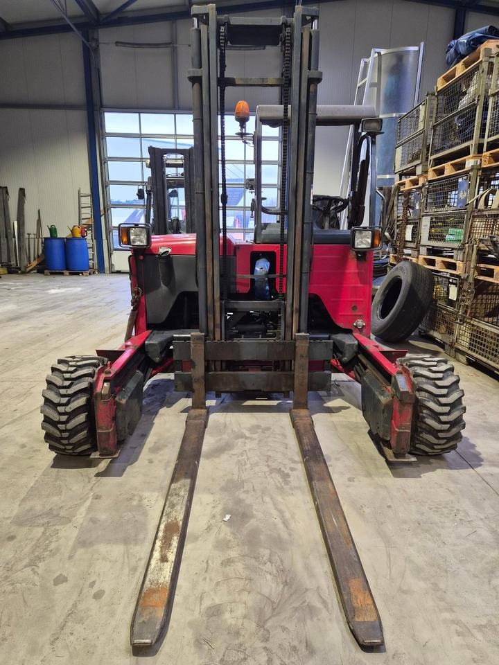 Moffett M5-20.3 + Bj. 2014 + 3,66mtr. Masthöhe + gr. Reifen - Autre matériel: photos 1 Moffett M5-20.3 + Bj. 2014 + 3,66mtr. Masthöhe + gr. Reifen - Autre matériel: photos 1